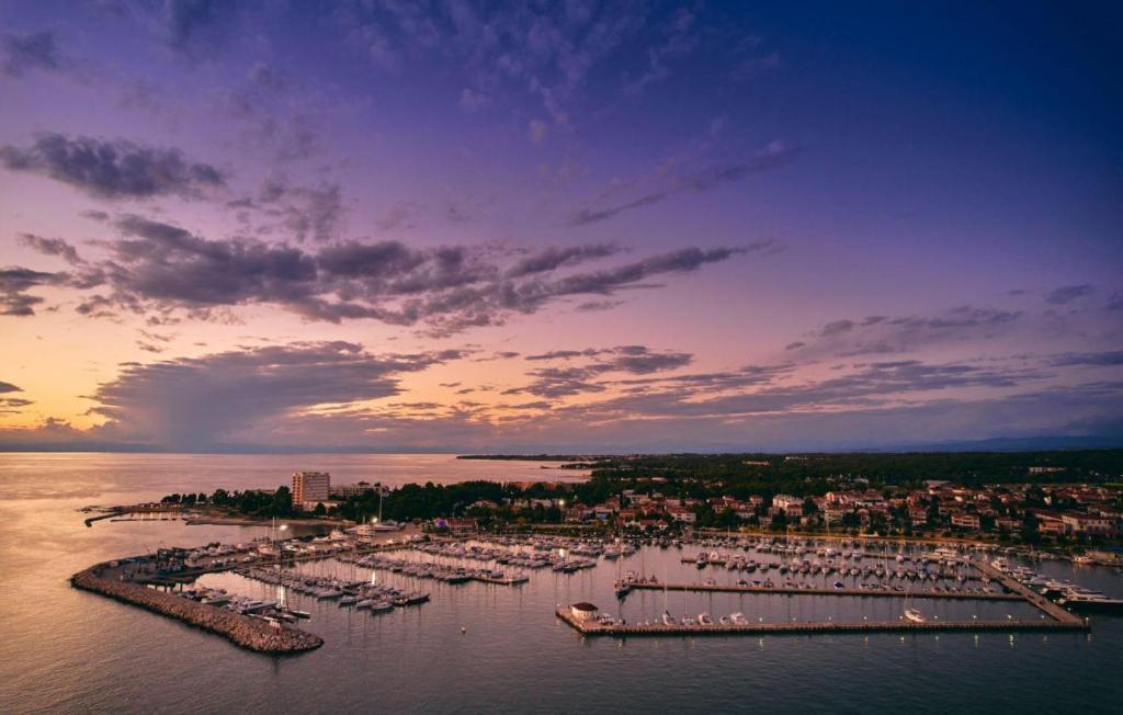 Beautiful Casa Romantica With Pool In * Umag