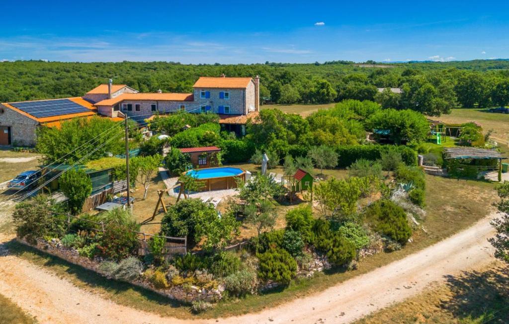 Beautiful Casa Romantica With Pool In Vila Umag